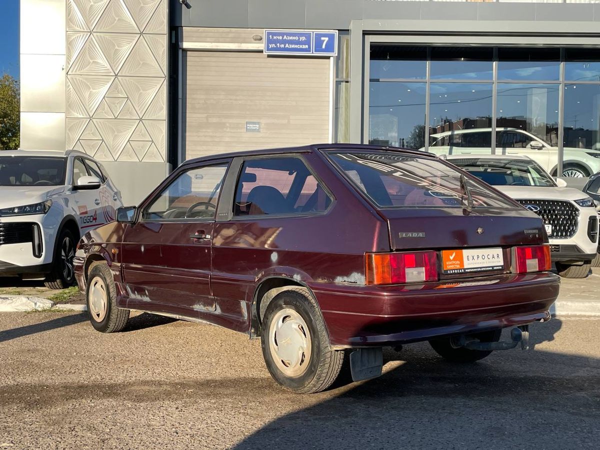 car-image