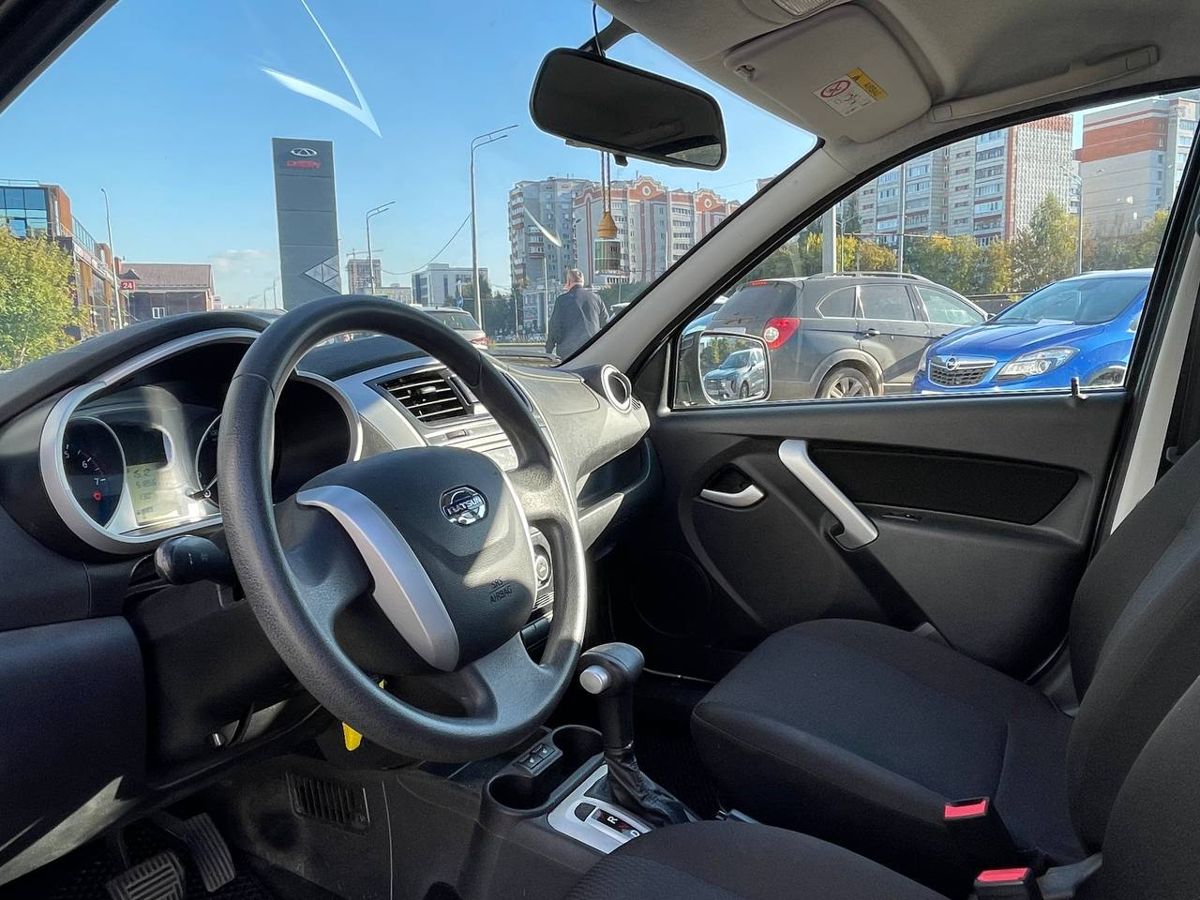 car-image