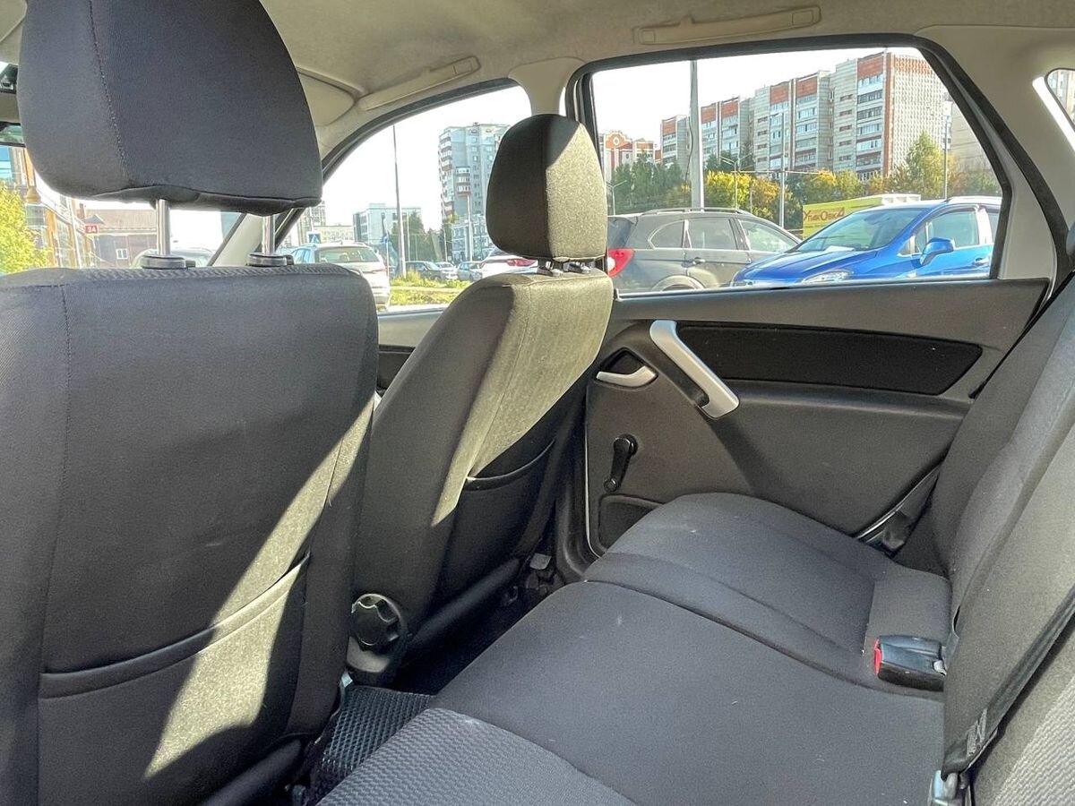car-image