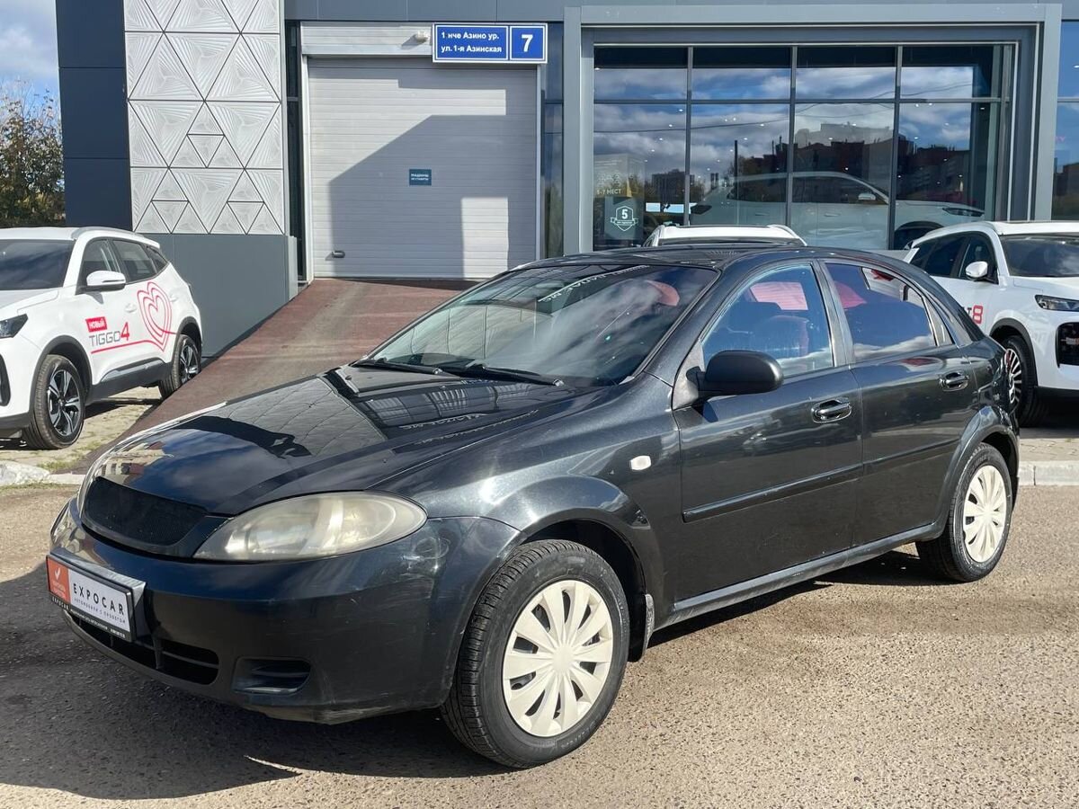 car-image