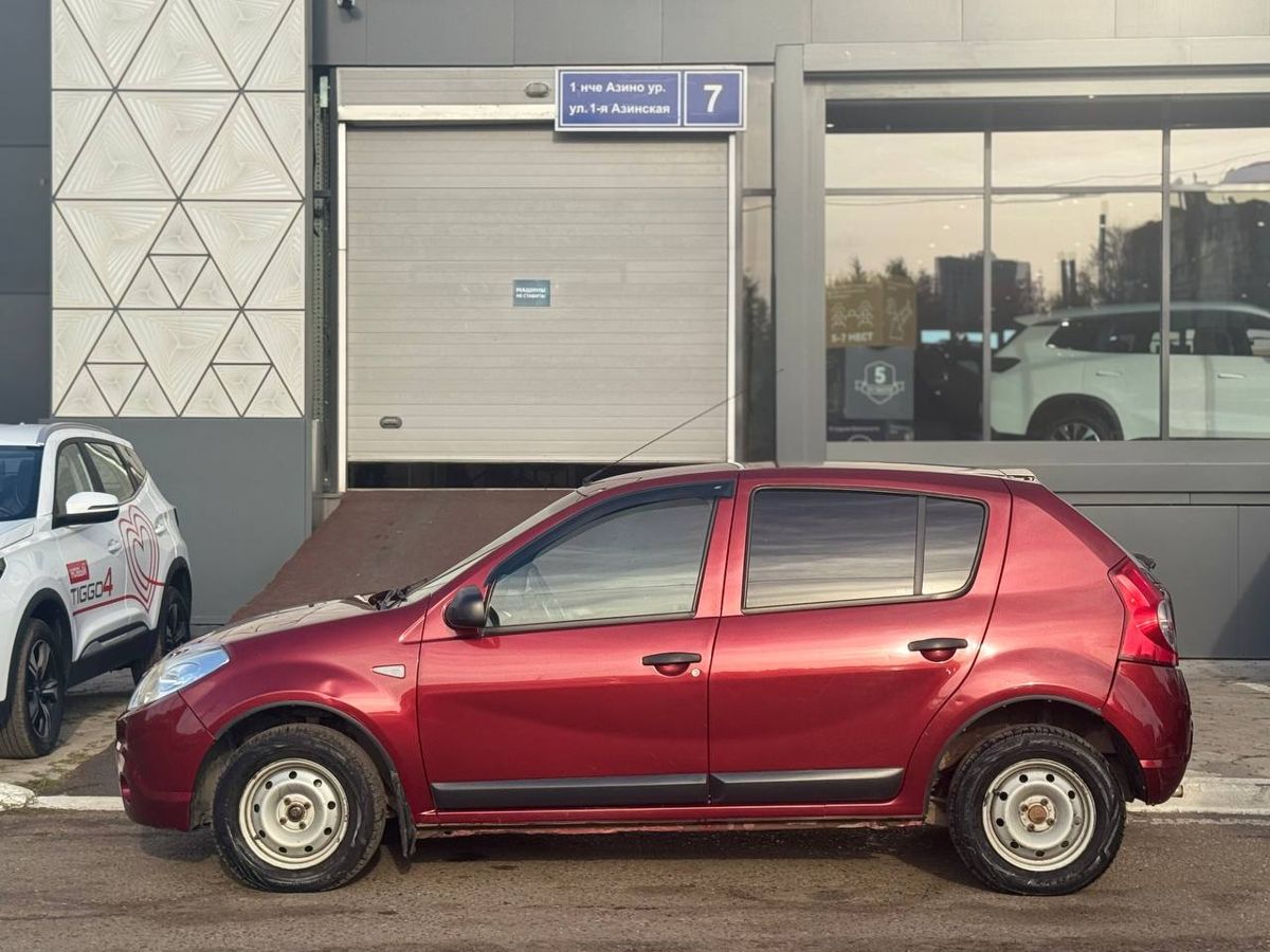 car-image