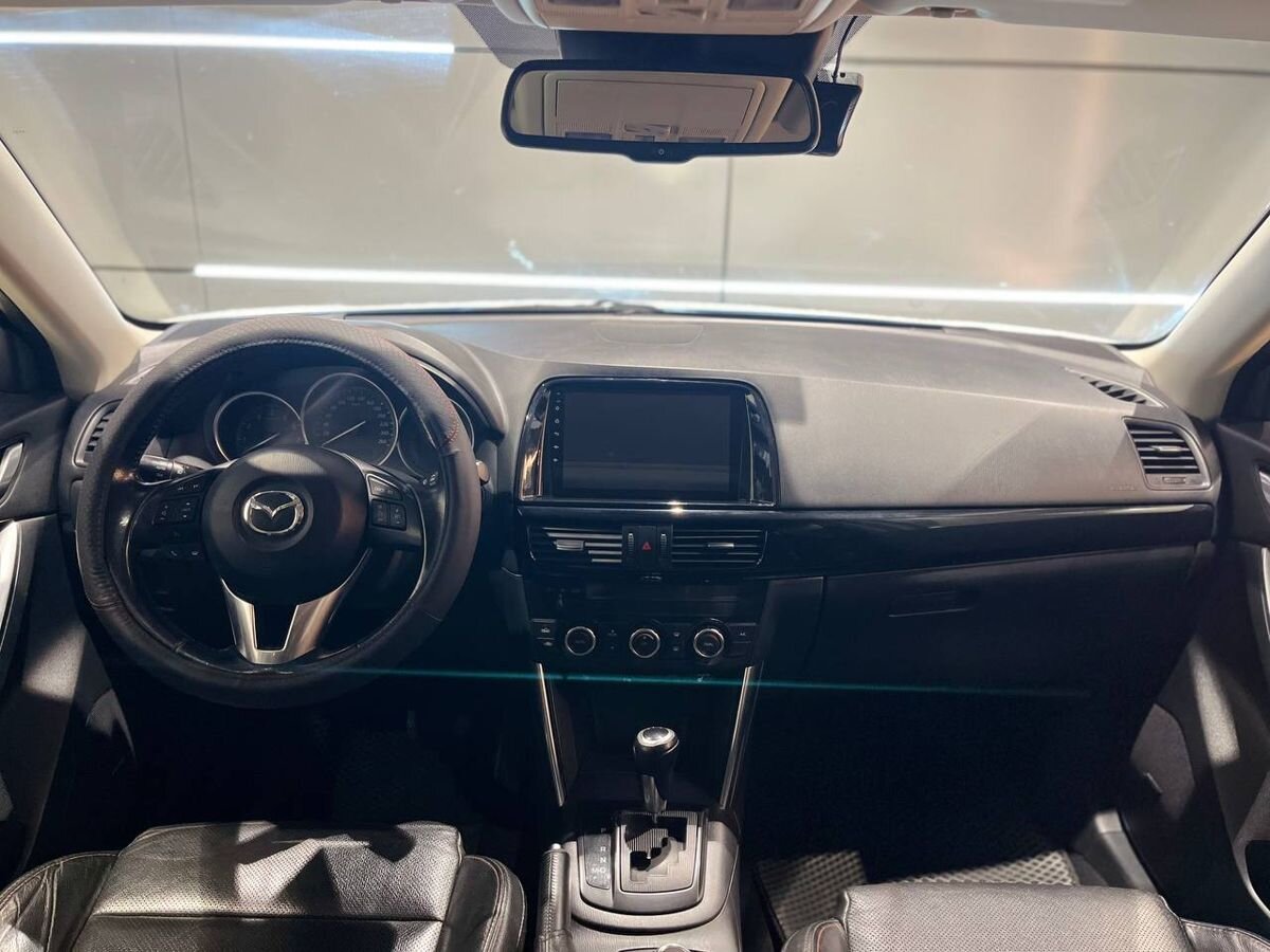 car-image