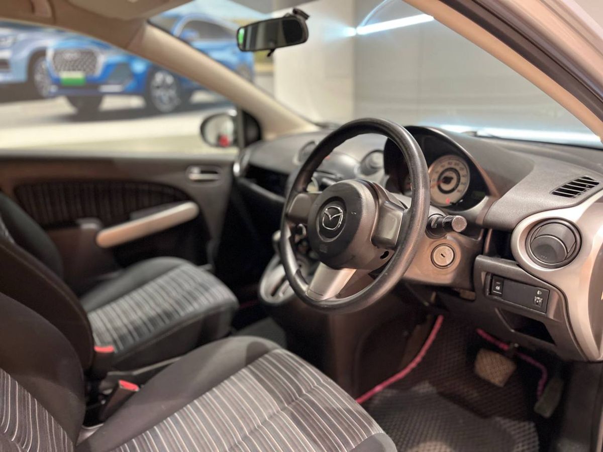 car-image