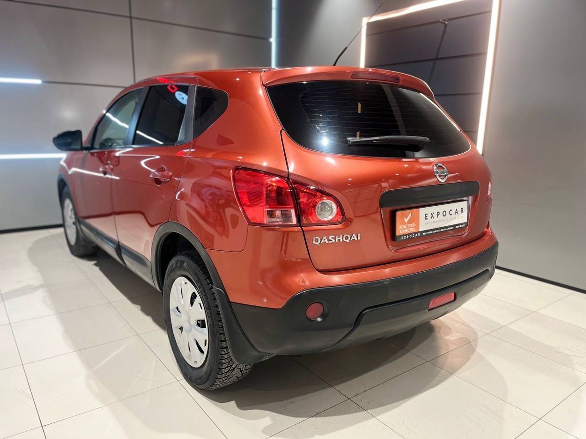 car-image