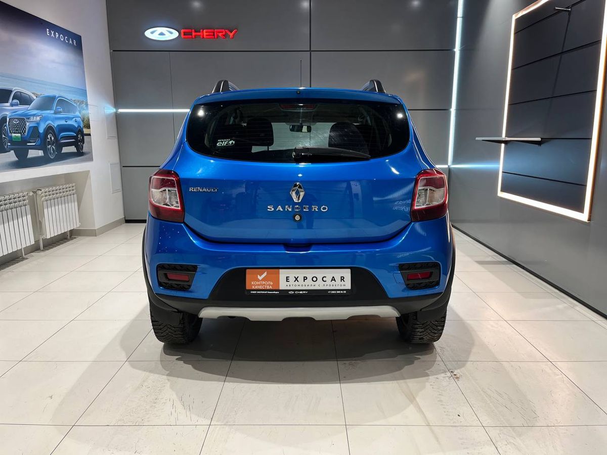 car-image