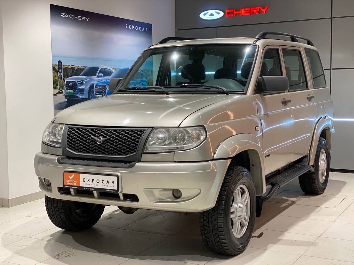 car-image