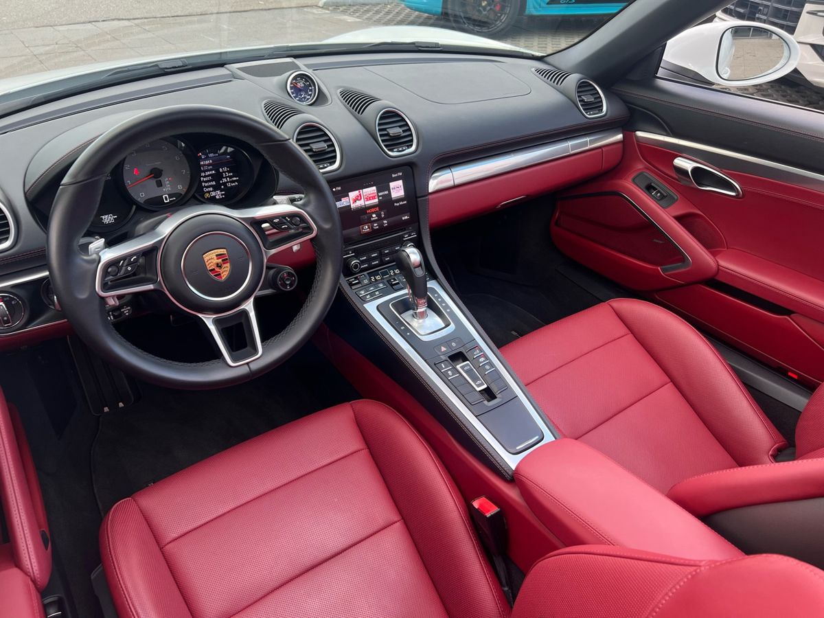 Porsche Boxster 718 Boxster S — фото 26