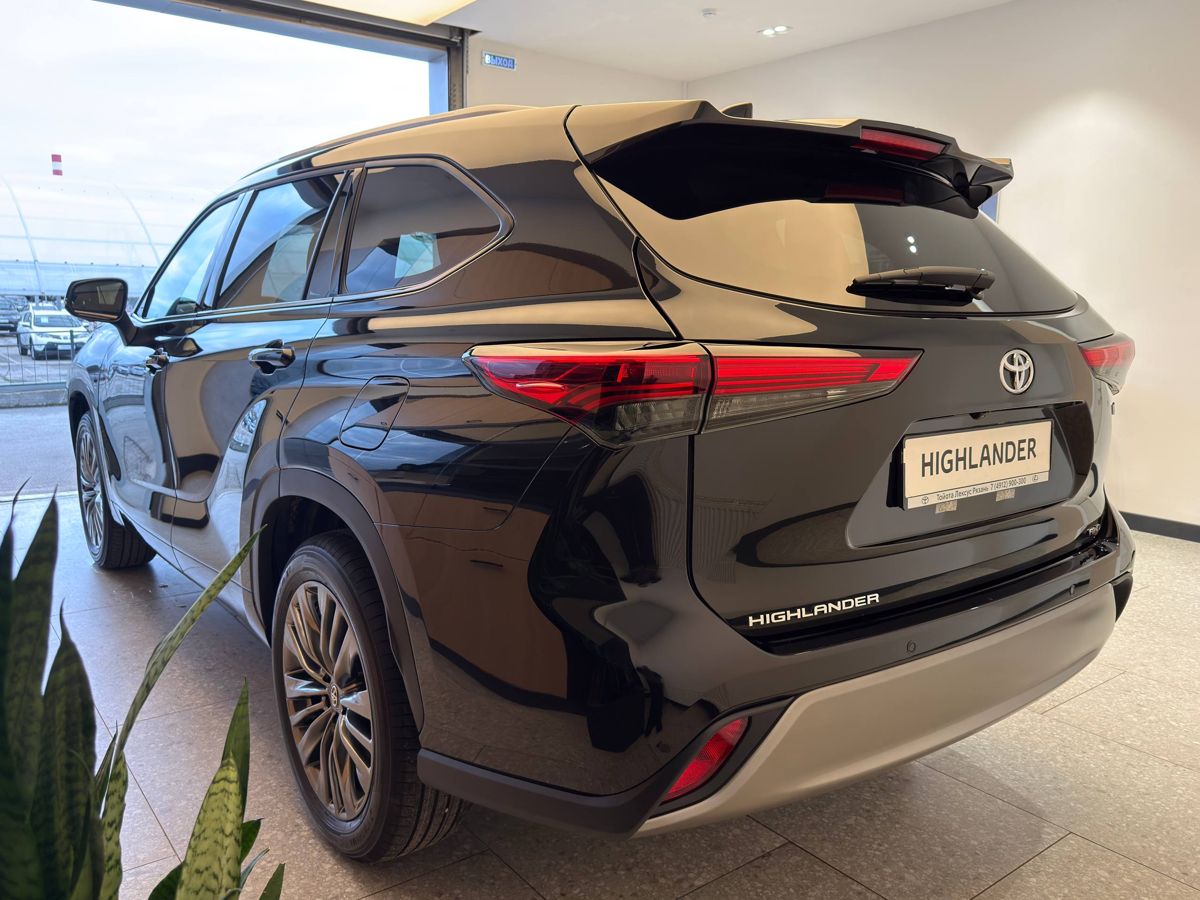 Toyota Highlander - фото 4