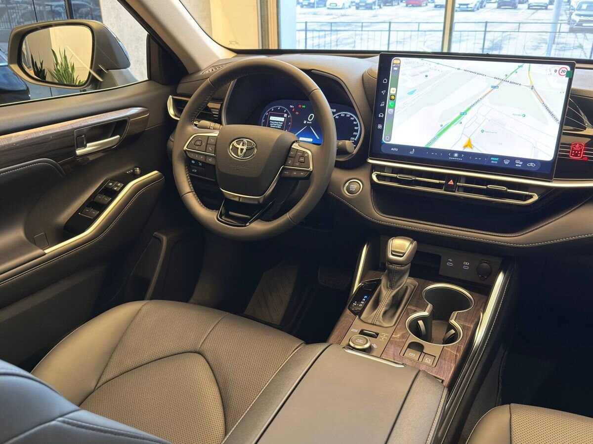 Toyota Highlander - фото 12