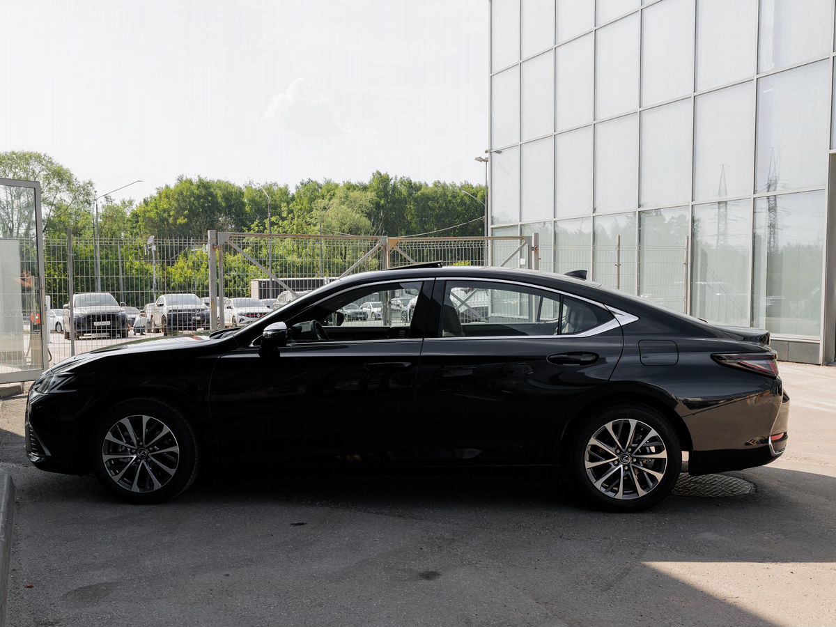 Lexus ES - фото 7