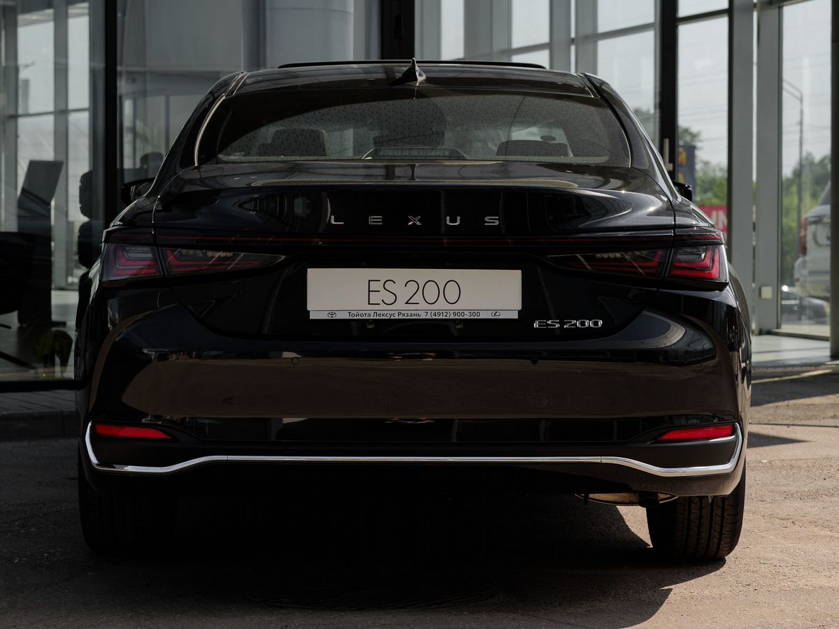 Lexus ES - фото 10