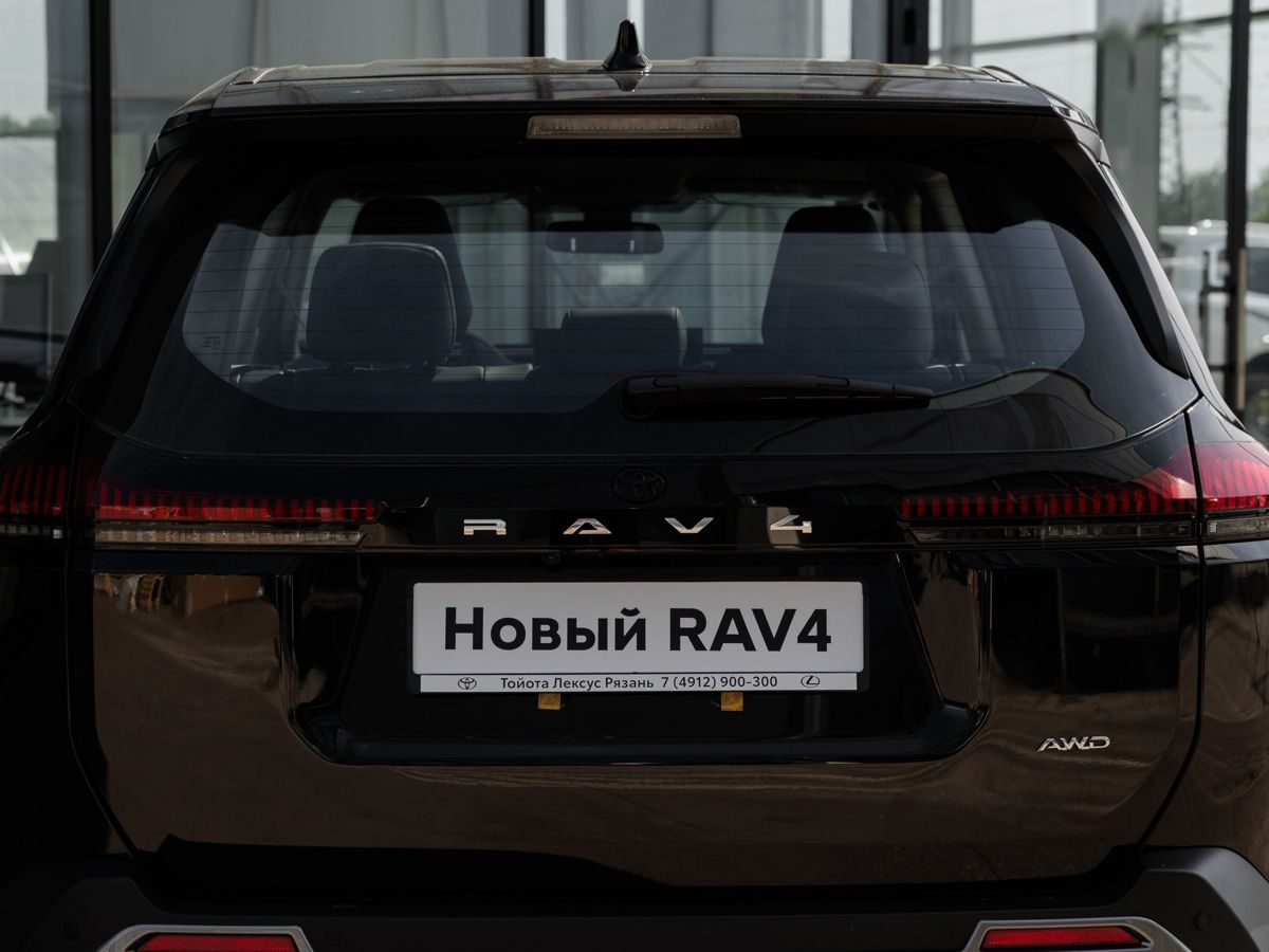 Toyota RAV4 - фото 16