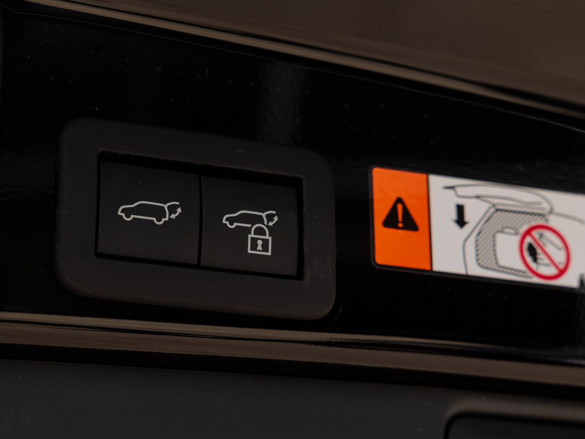 Toyota RAV4 - фото 15