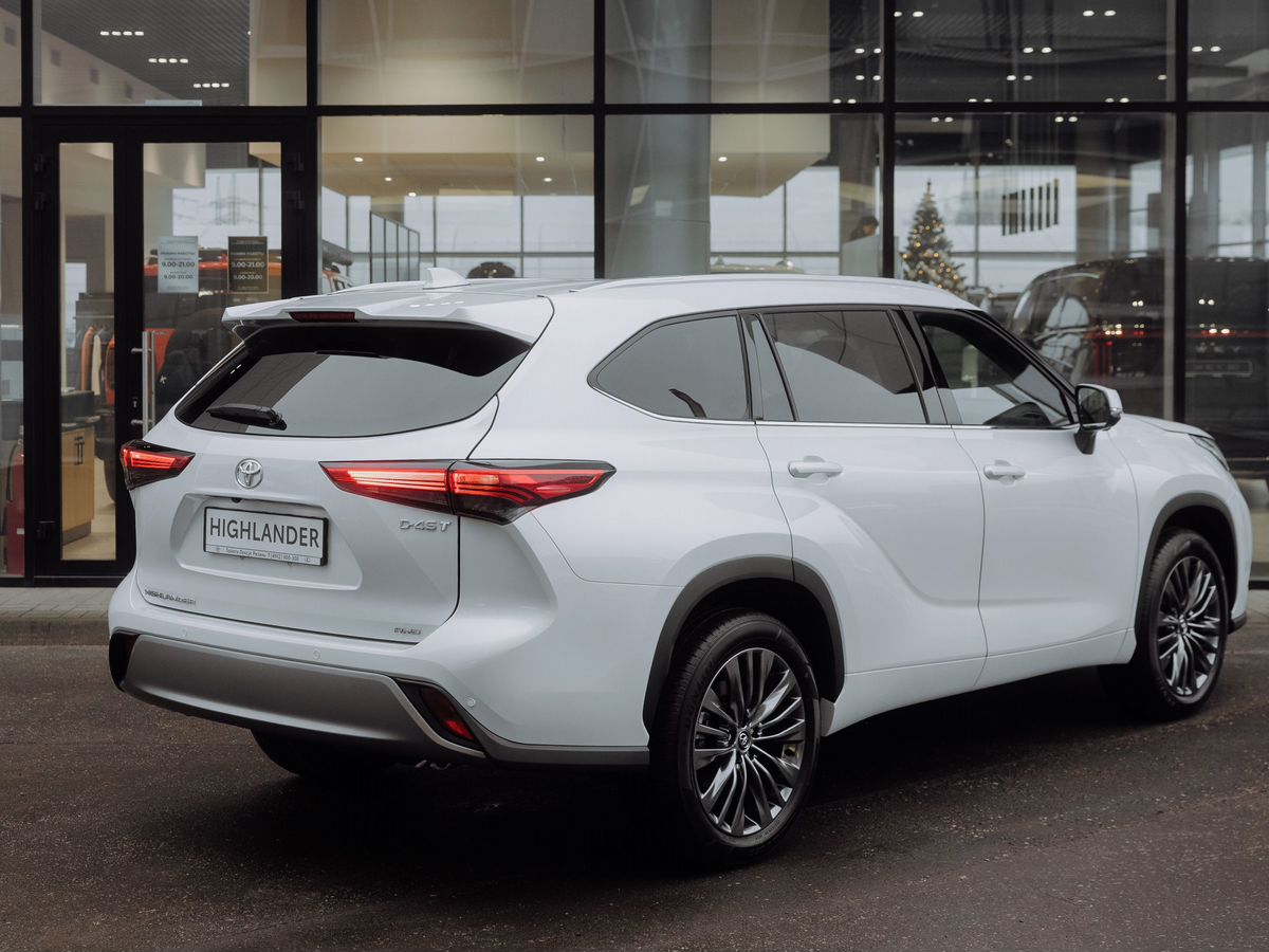 Toyota Highlander - фото 15