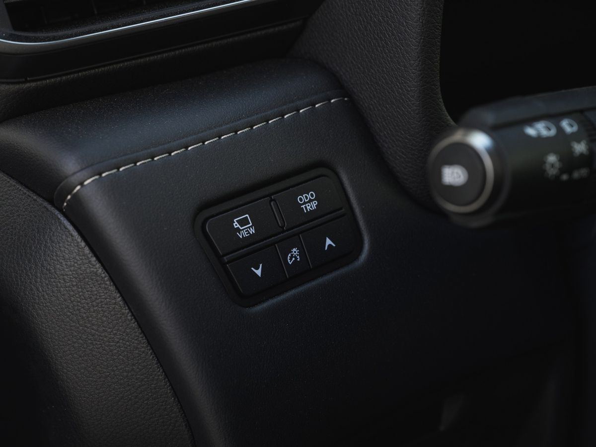 Lexus LX - фото 16