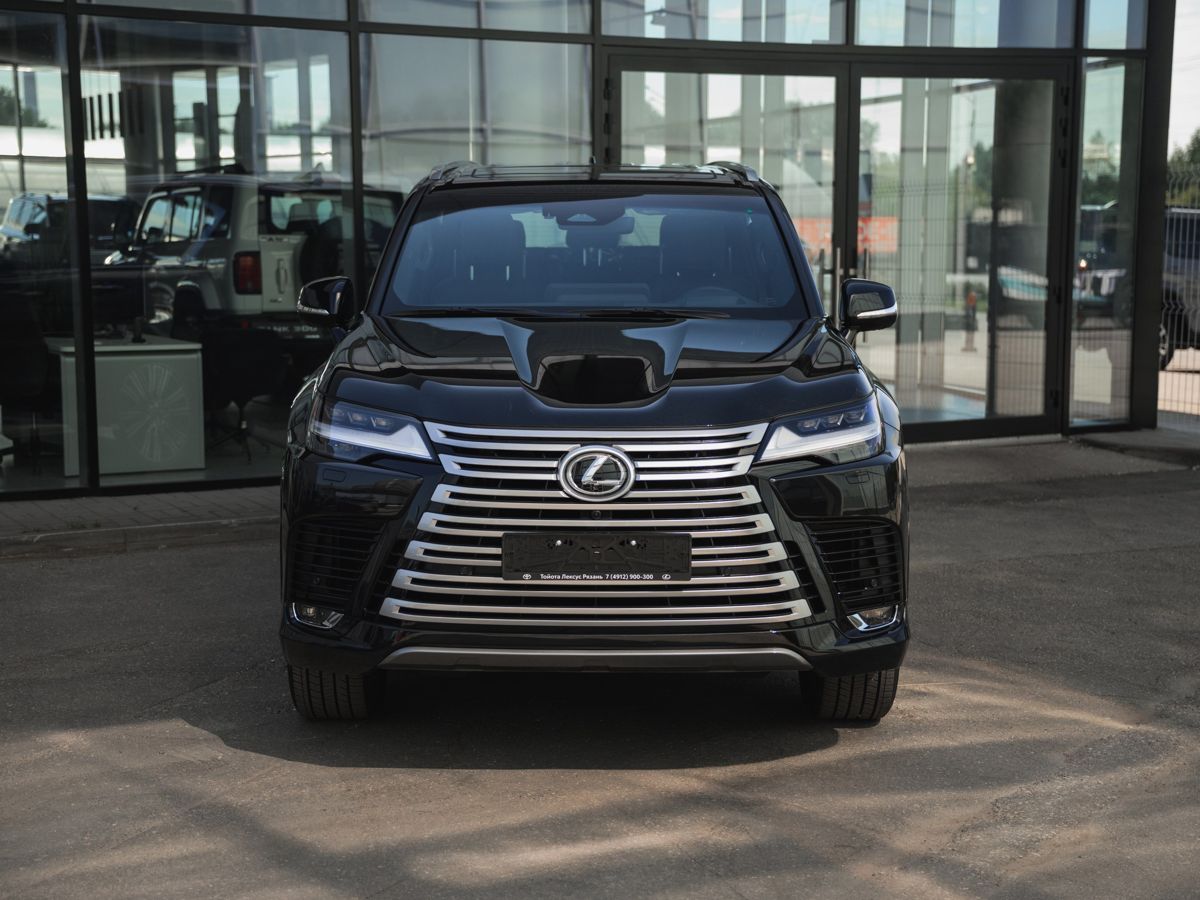 Lexus LX - фото 2