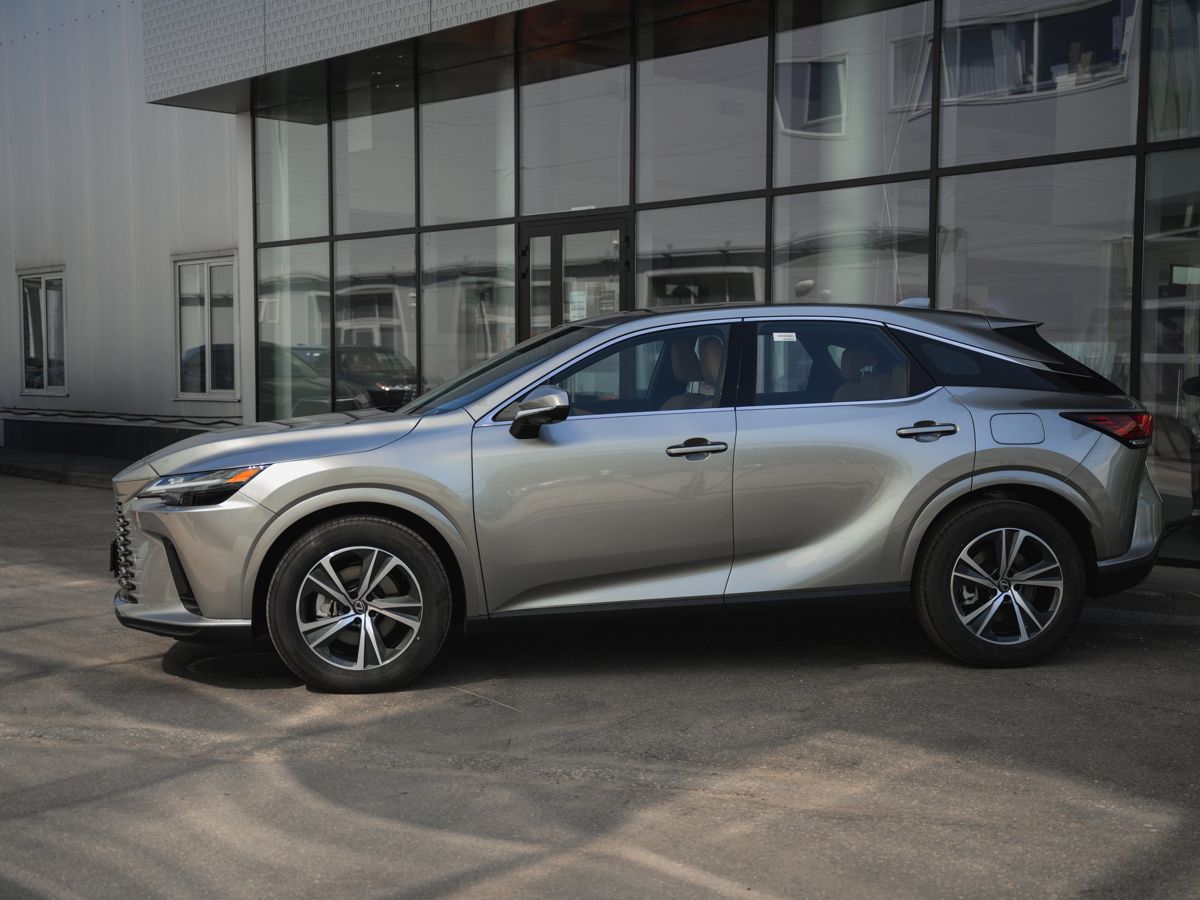 Lexus RX - фото 4