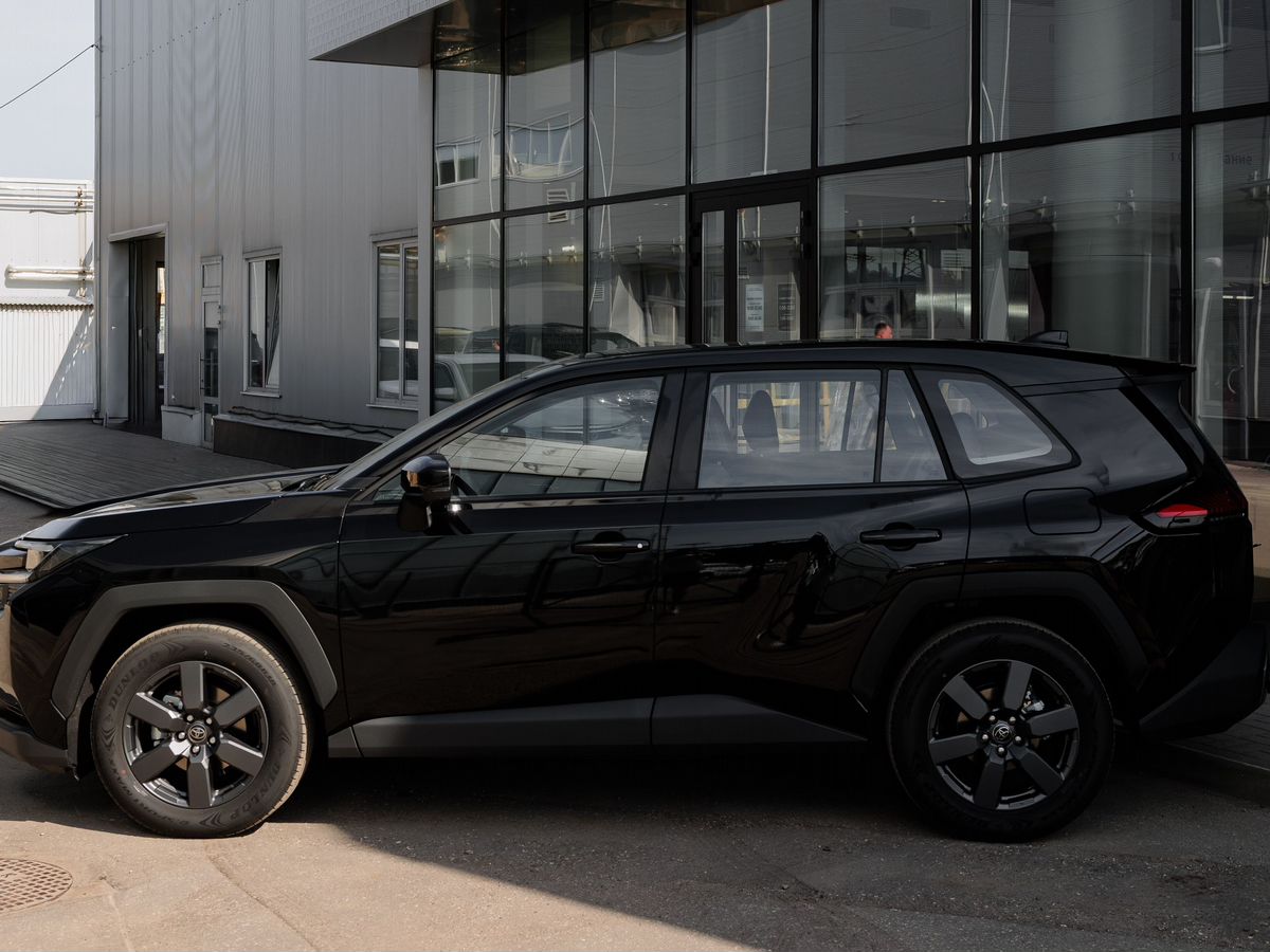 Toyota RAV4 - фото 10