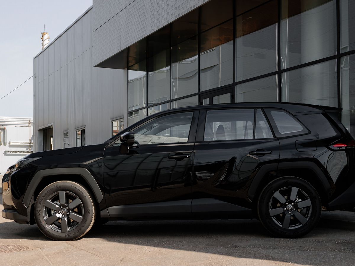 Toyota RAV4 - фото 8