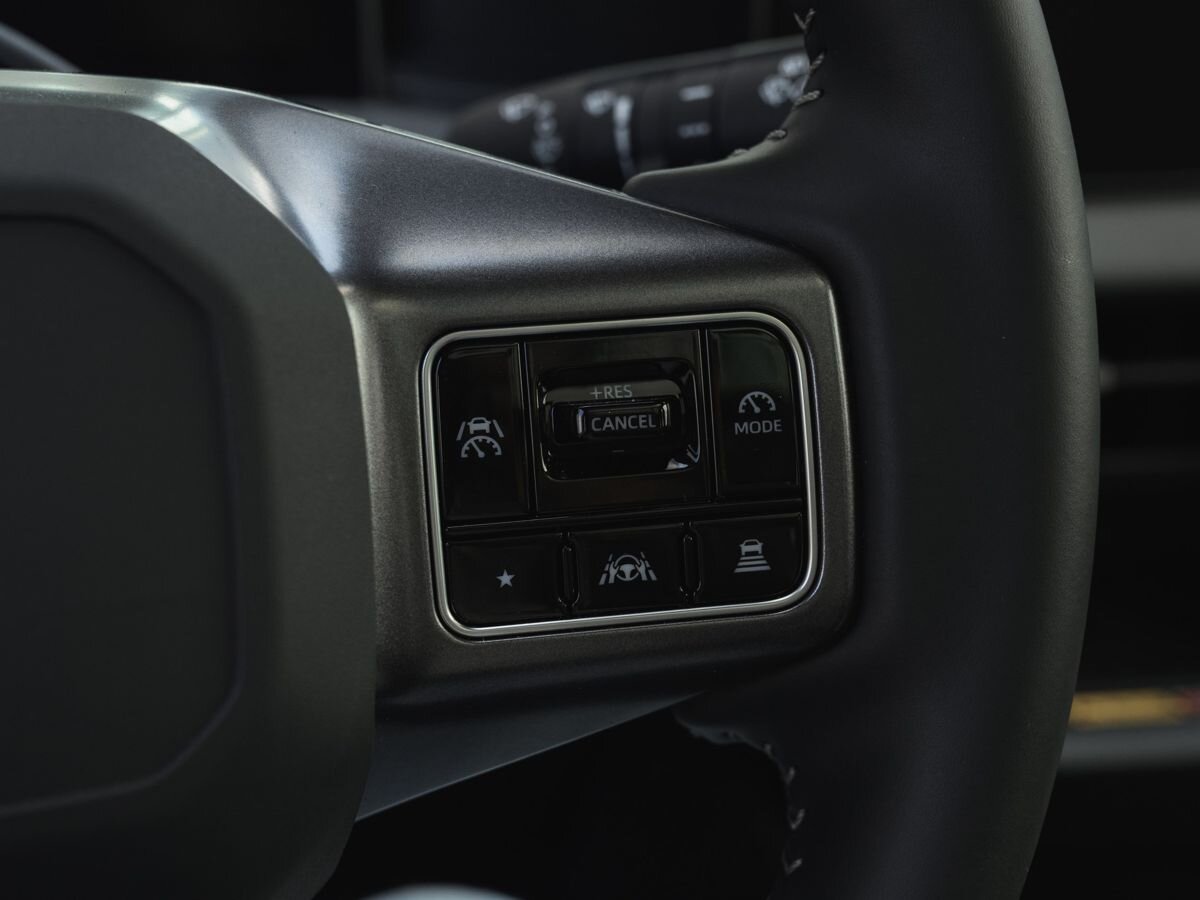 Toyota RAV4 - фото 10