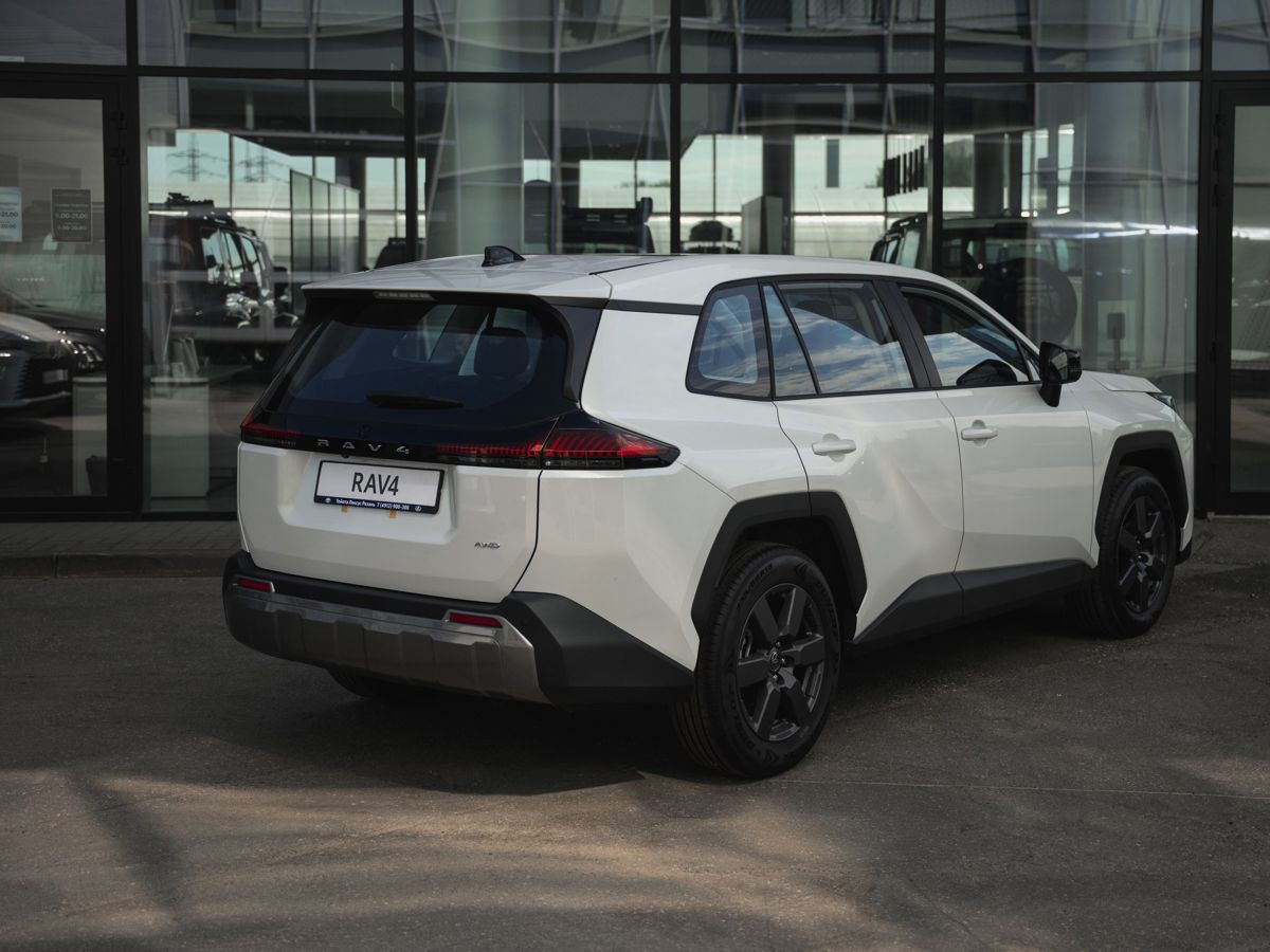 Toyota RAV4 - фото 6