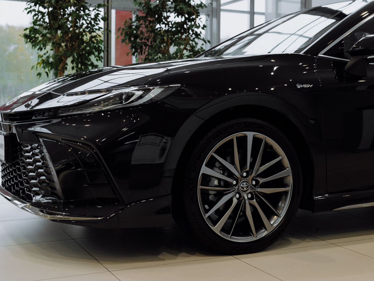 Toyota Camry - фото 4