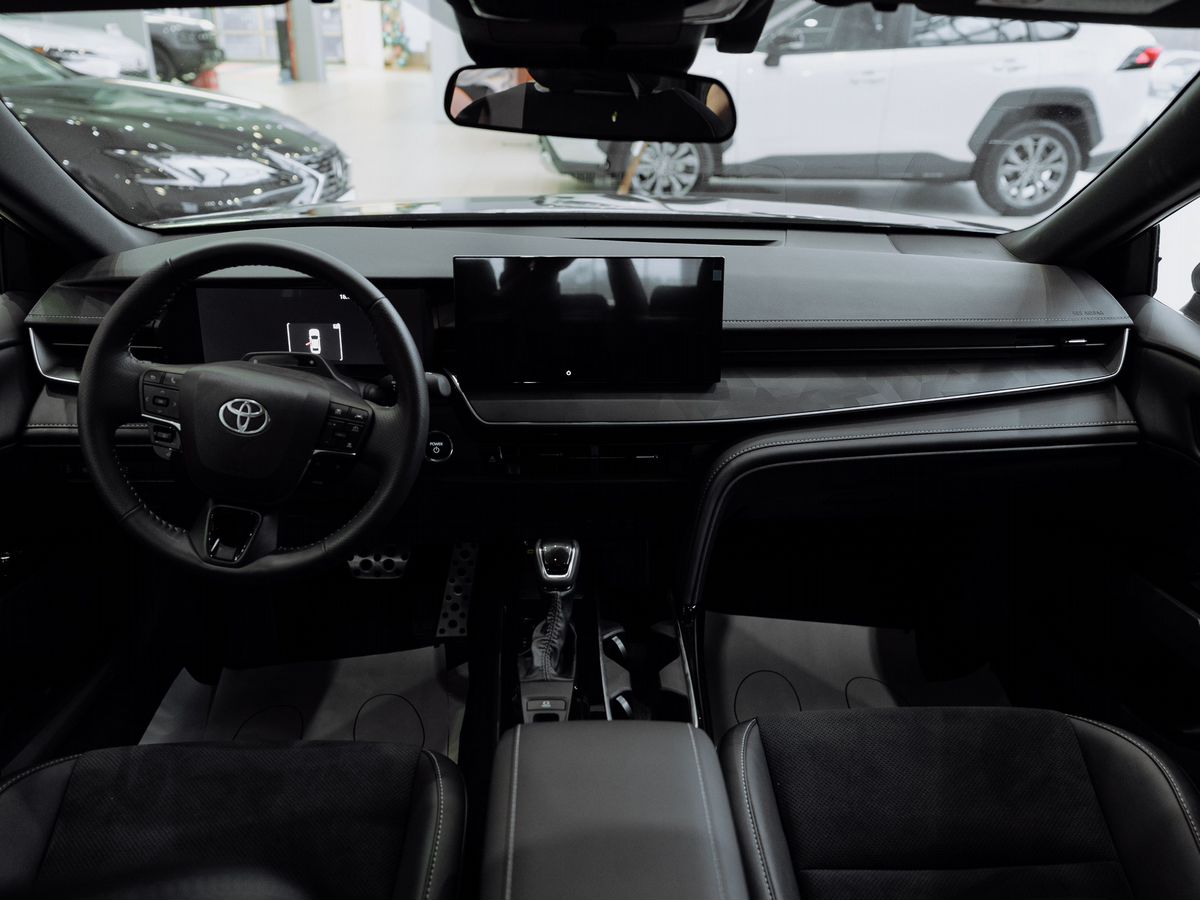 Toyota Camry - фото 15
