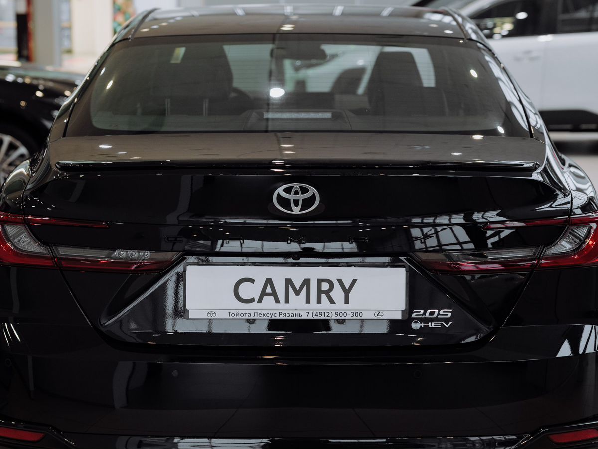 Toyota Camry - фото 17