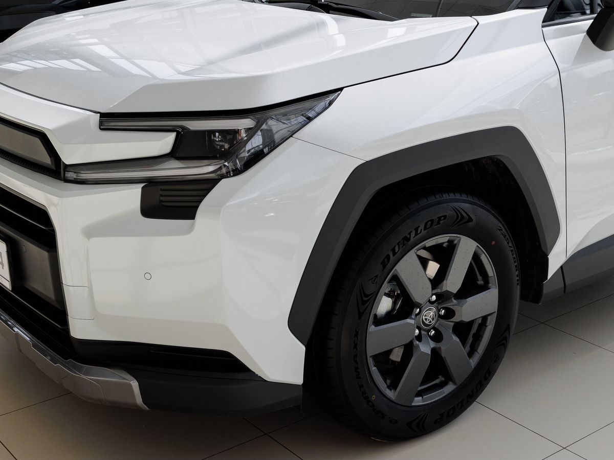 Toyota RAV4 - фото 3