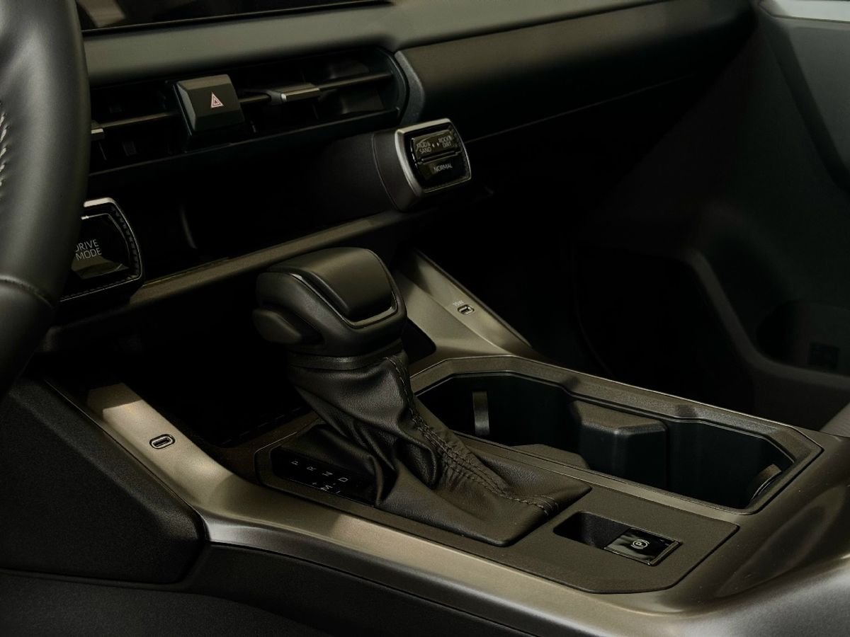 Toyota Wildlander - фото 10