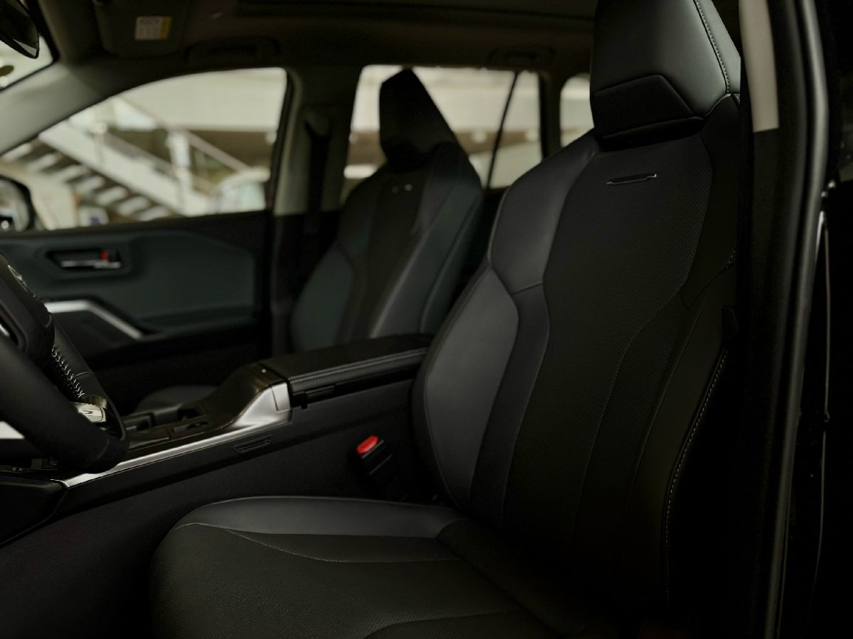 Toyota Wildlander - фото 8