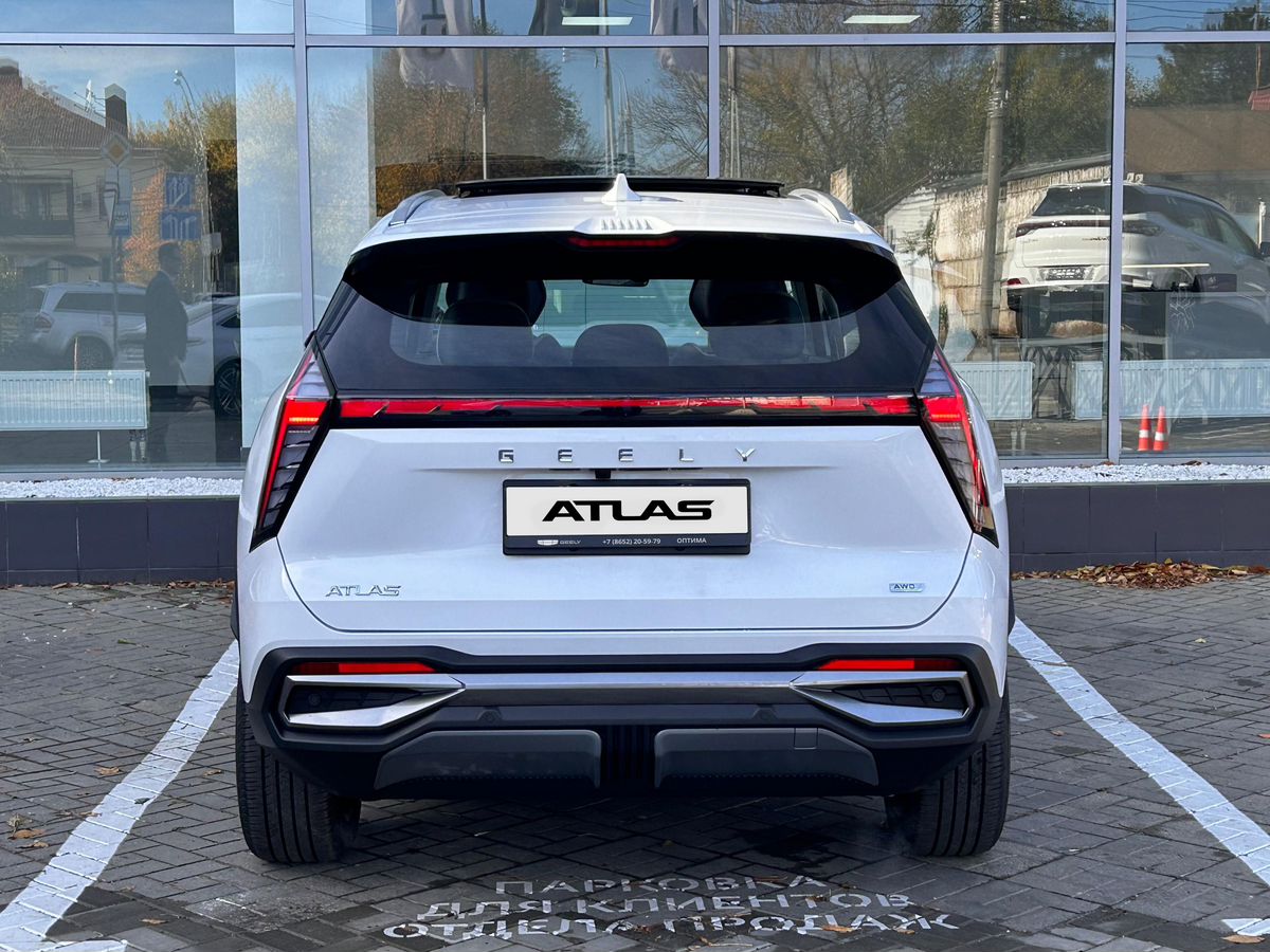 Geely Atlas Флагман