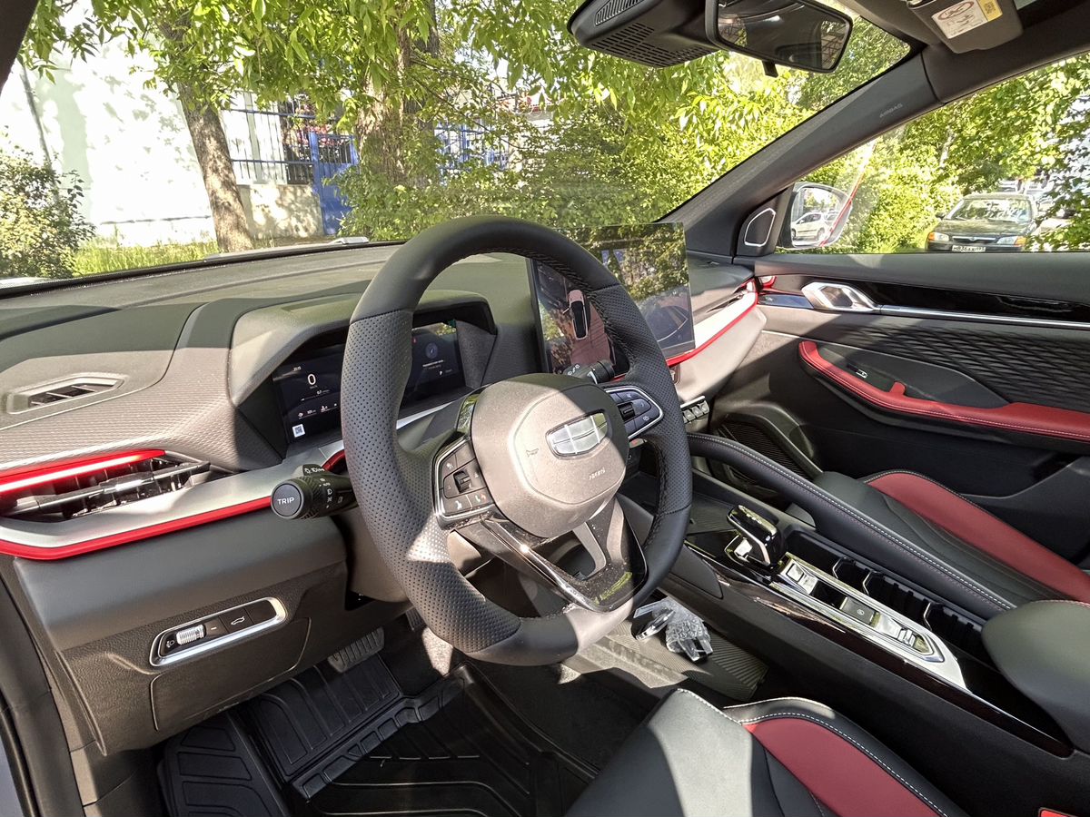 Geely Coolray Эксклюзив