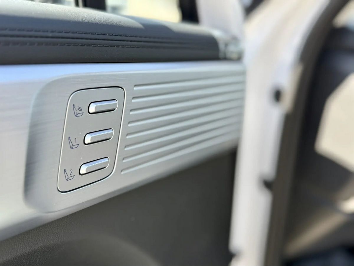 Hyundai Santa Fe - фото 8