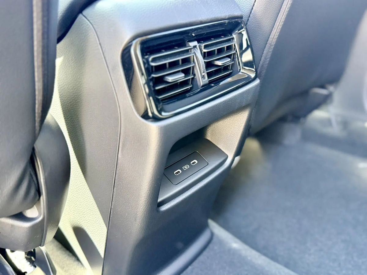 Honda CR-V - фото 14