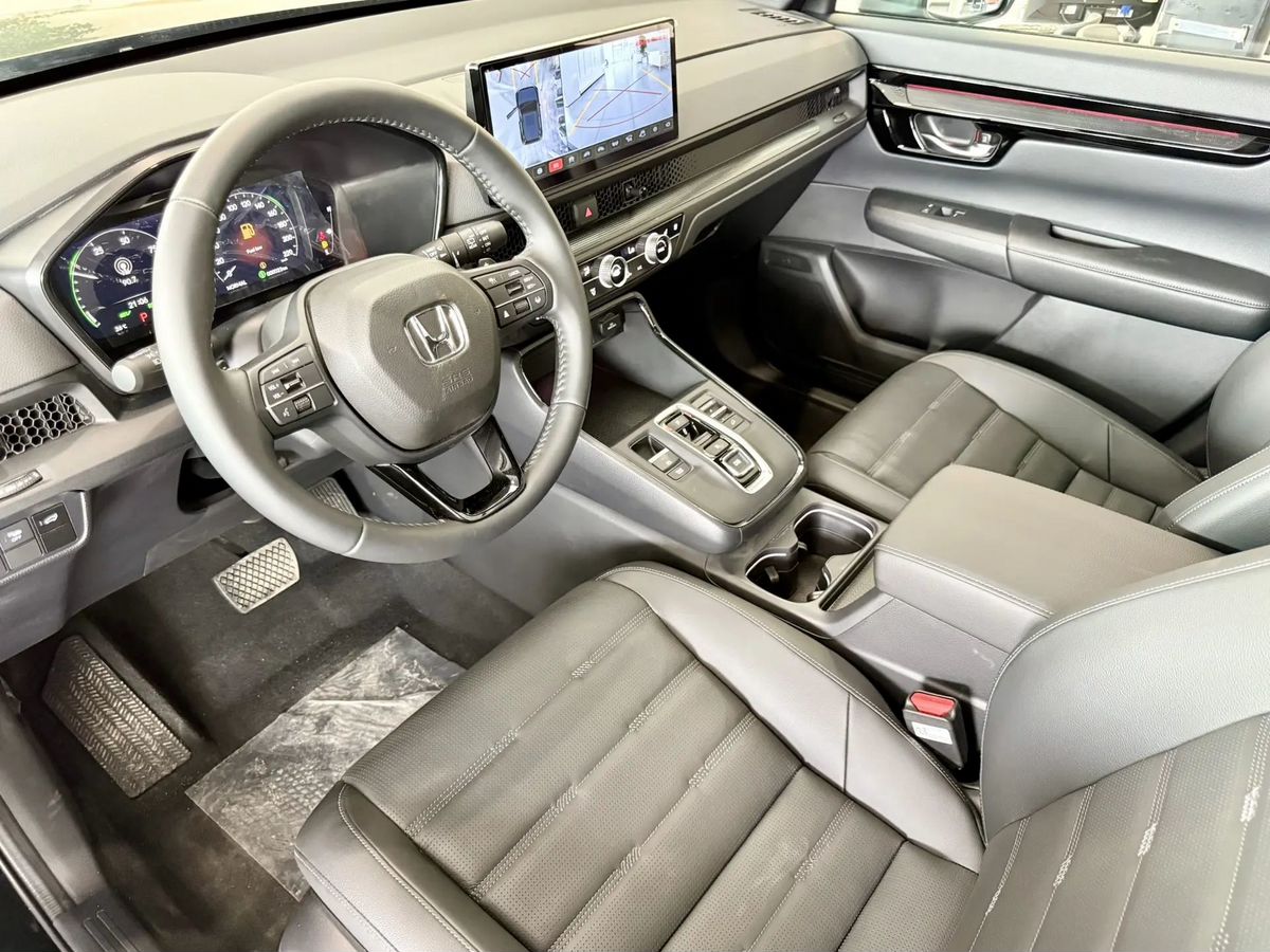 Honda CR-V - фото 12
