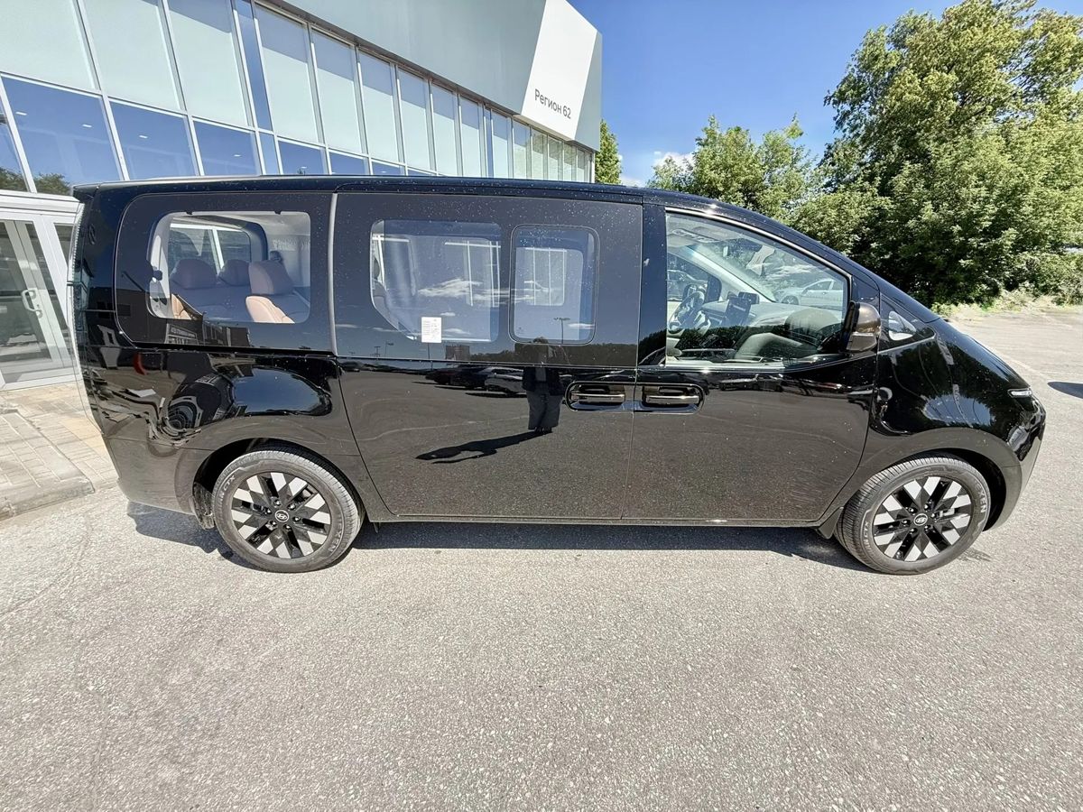 Hyundai Staria - фото 4