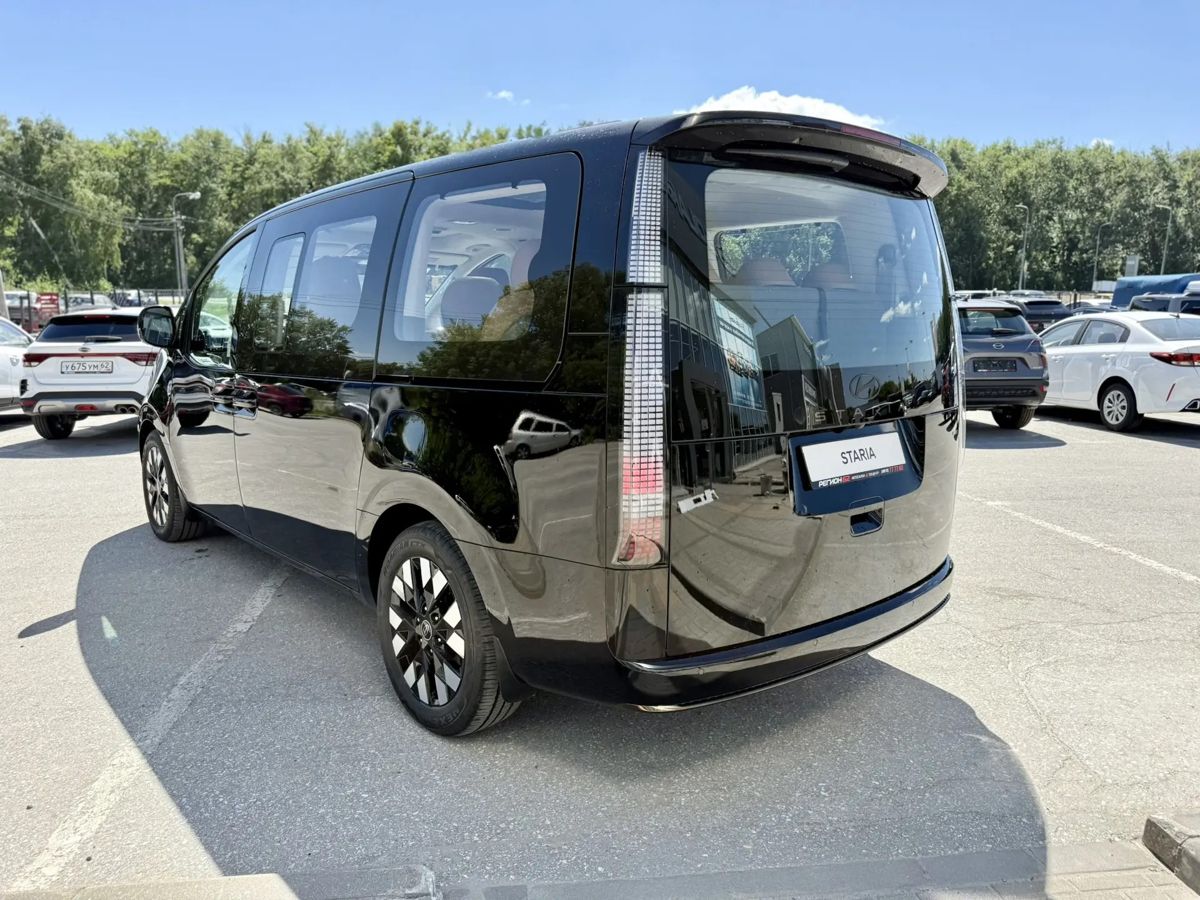 Hyundai Staria - фото 7