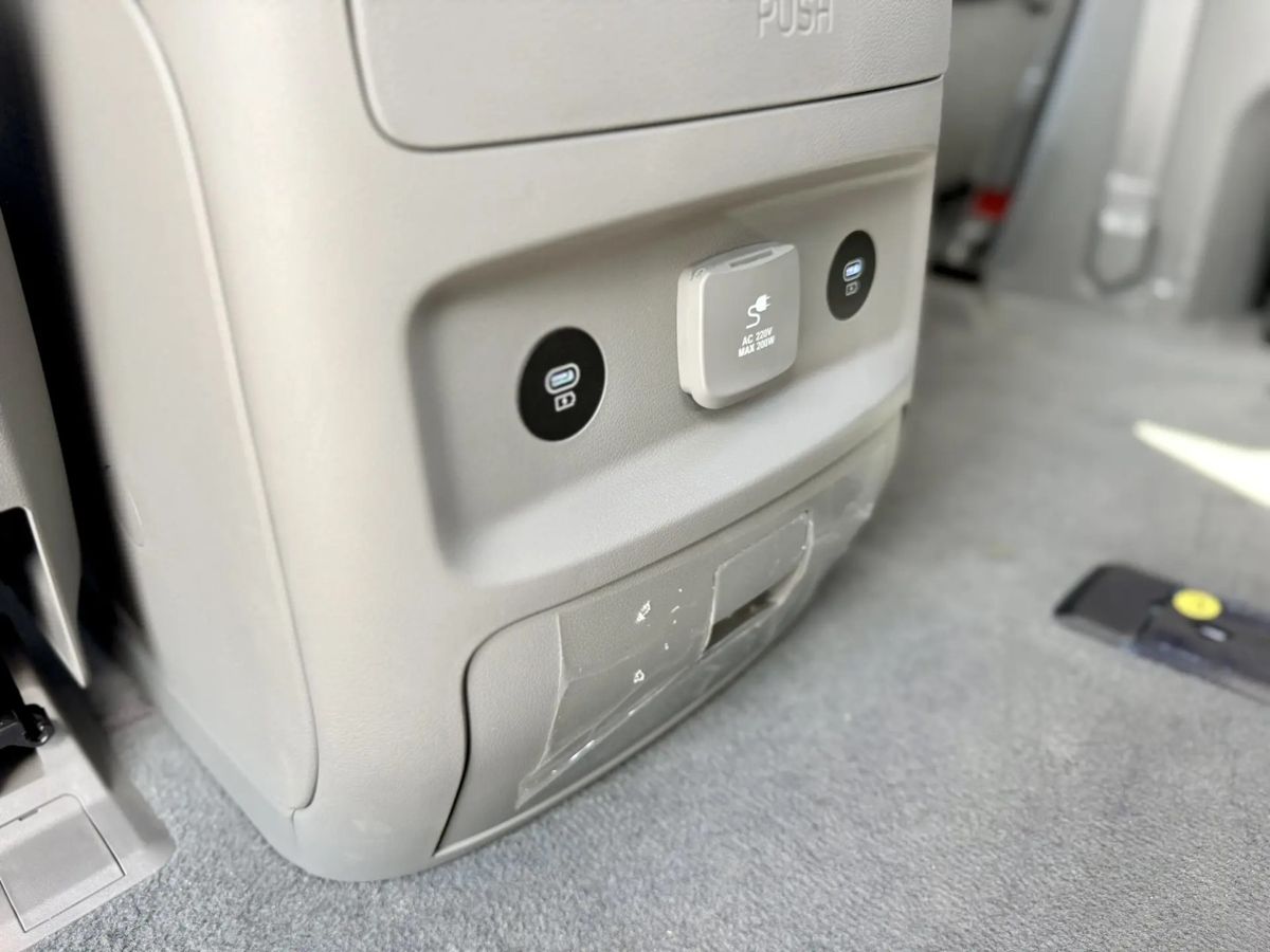 Hyundai Staria - фото 20
