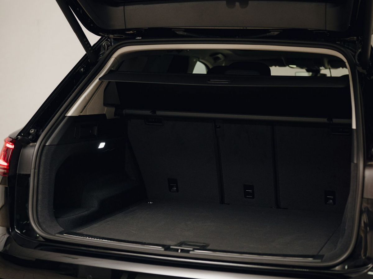 Volkswagen Touareg - фото 15
