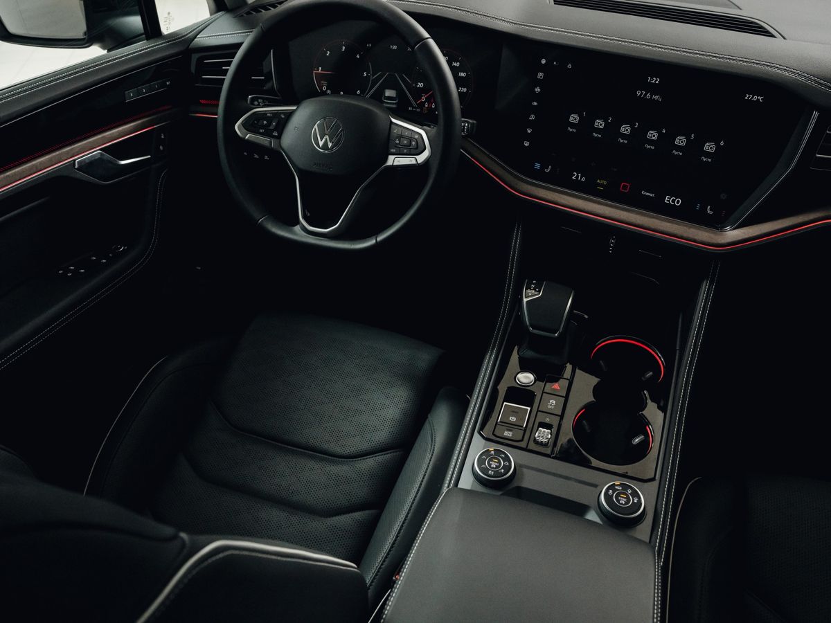 Volkswagen Touareg - фото 22