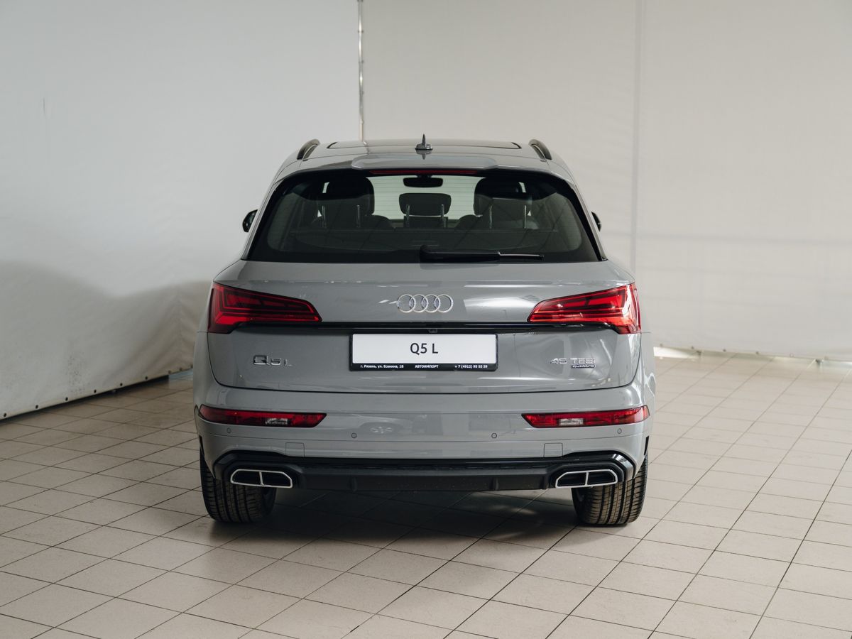 Audi Q5 - фото 5