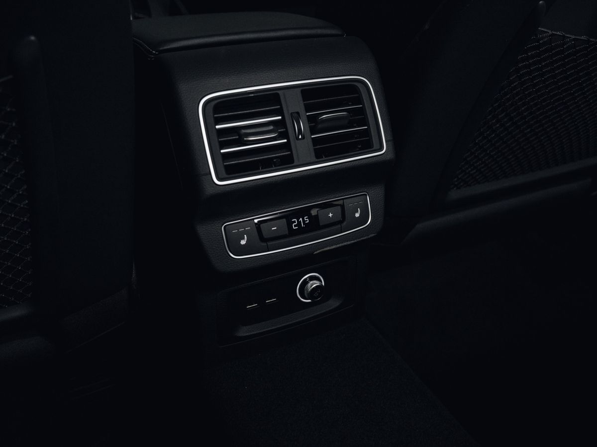 Audi Q5 - фото 24