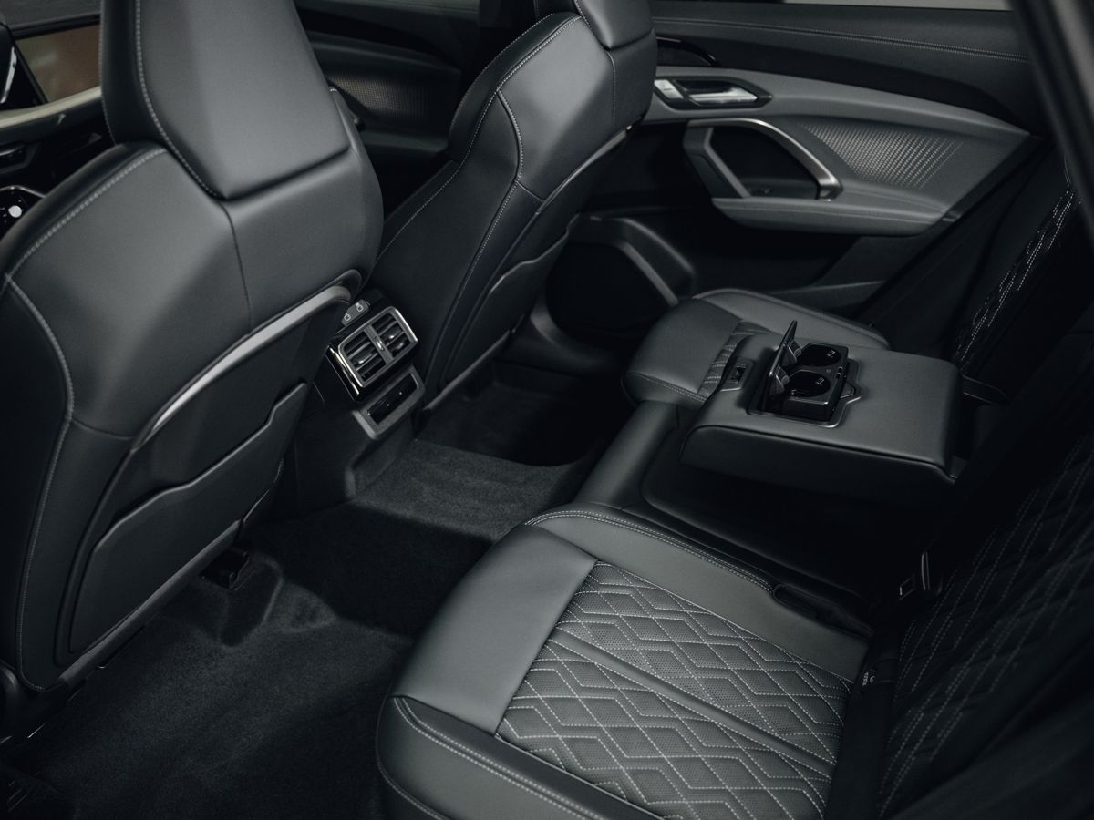 Audi Q5 - фото 34