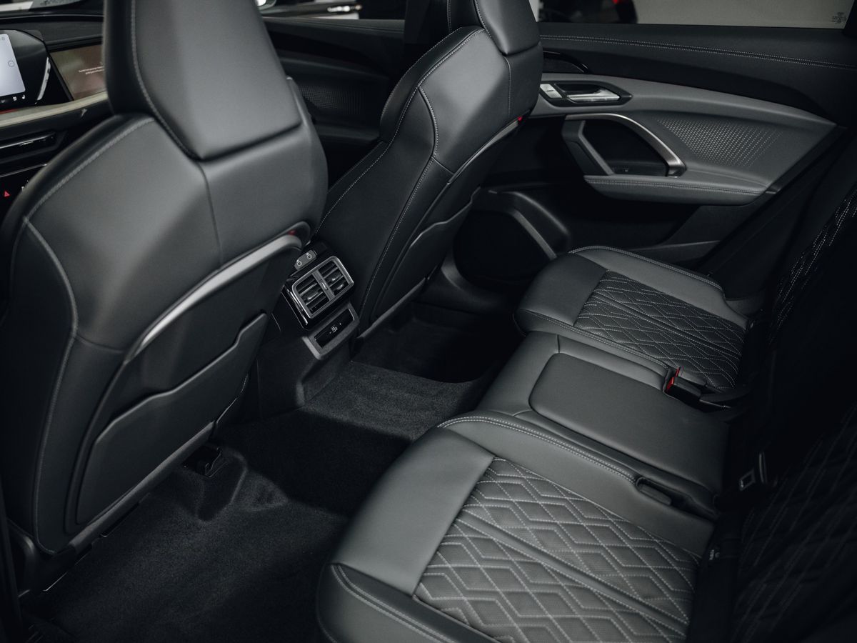 Audi Q5 - фото 33
