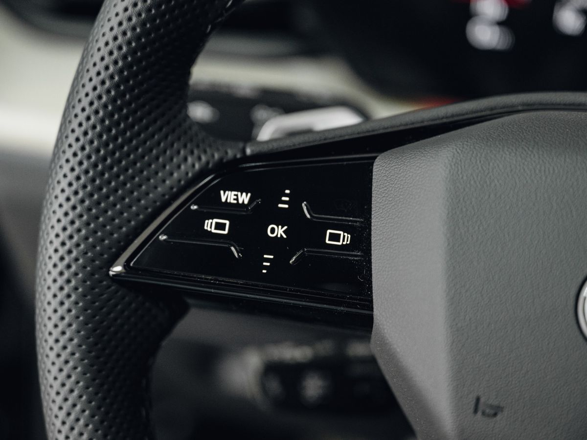 Audi Q5 - фото 16