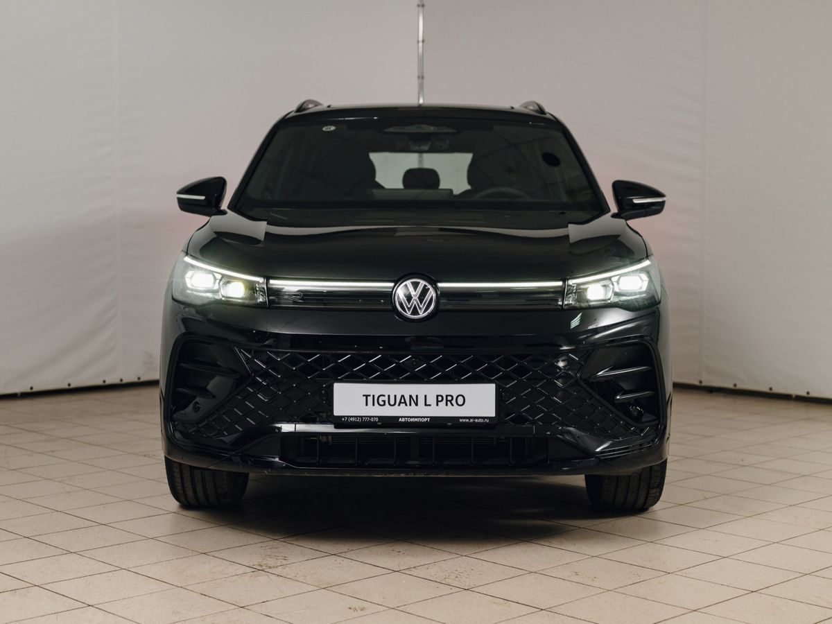 Volkswagen Tiguan - фото 9