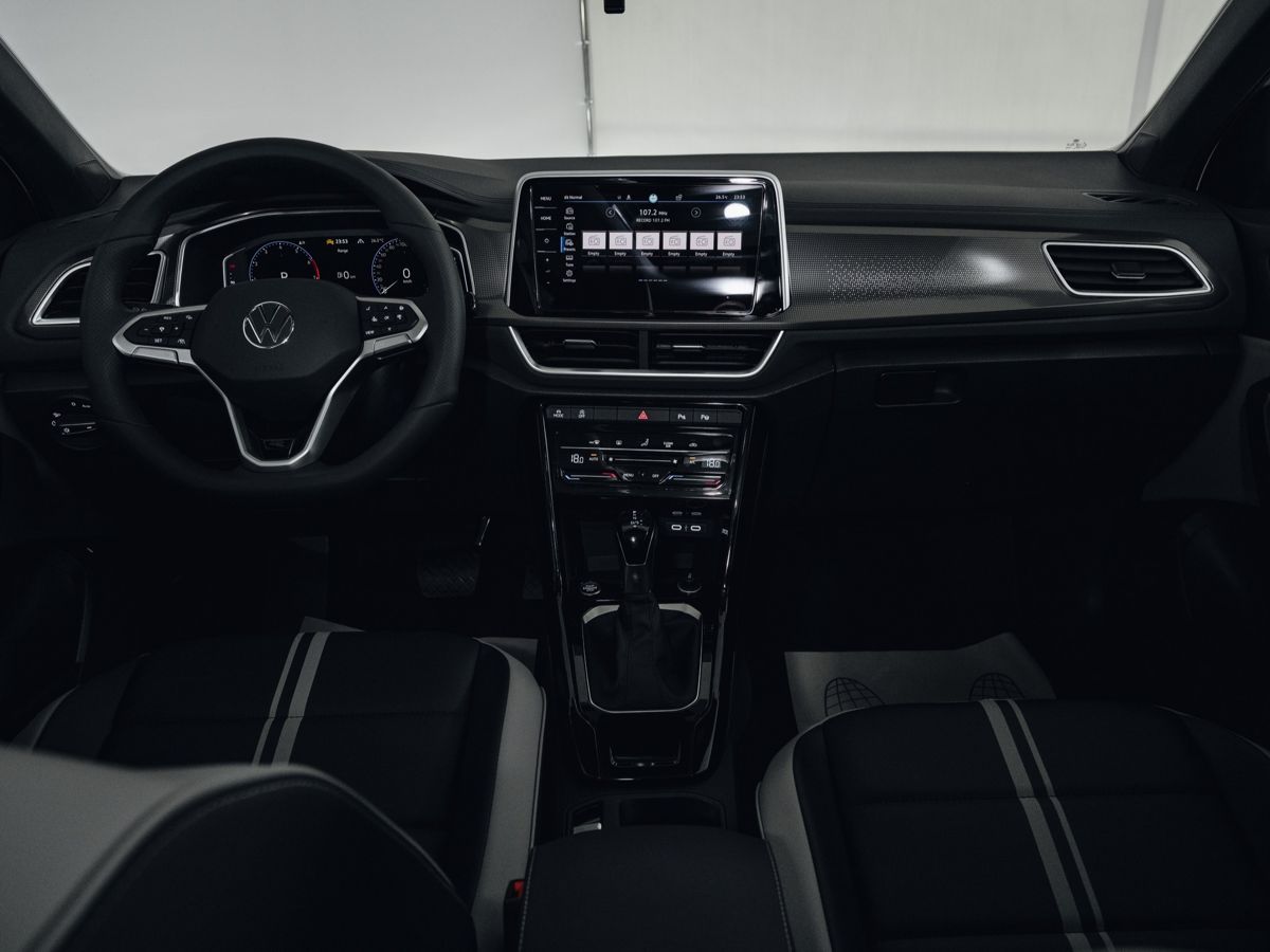 Volkswagen T-Roc - фото 21