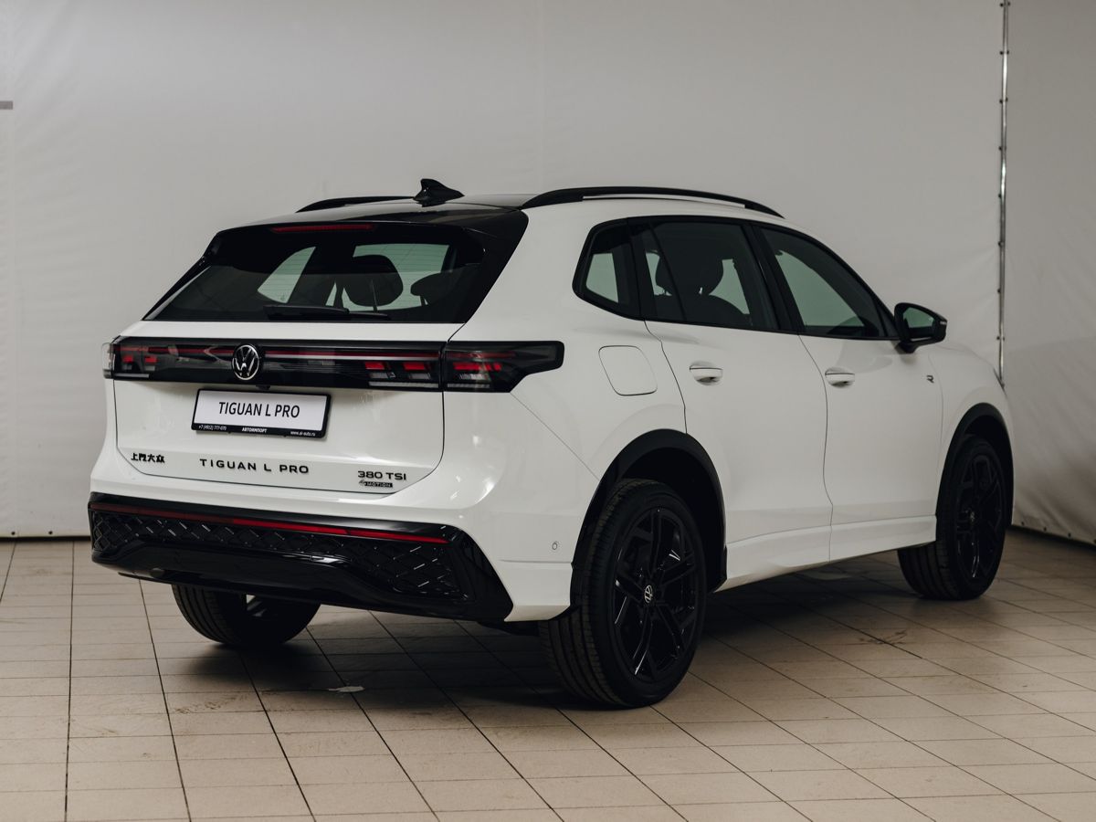 Volkswagen Tiguan - фото 7