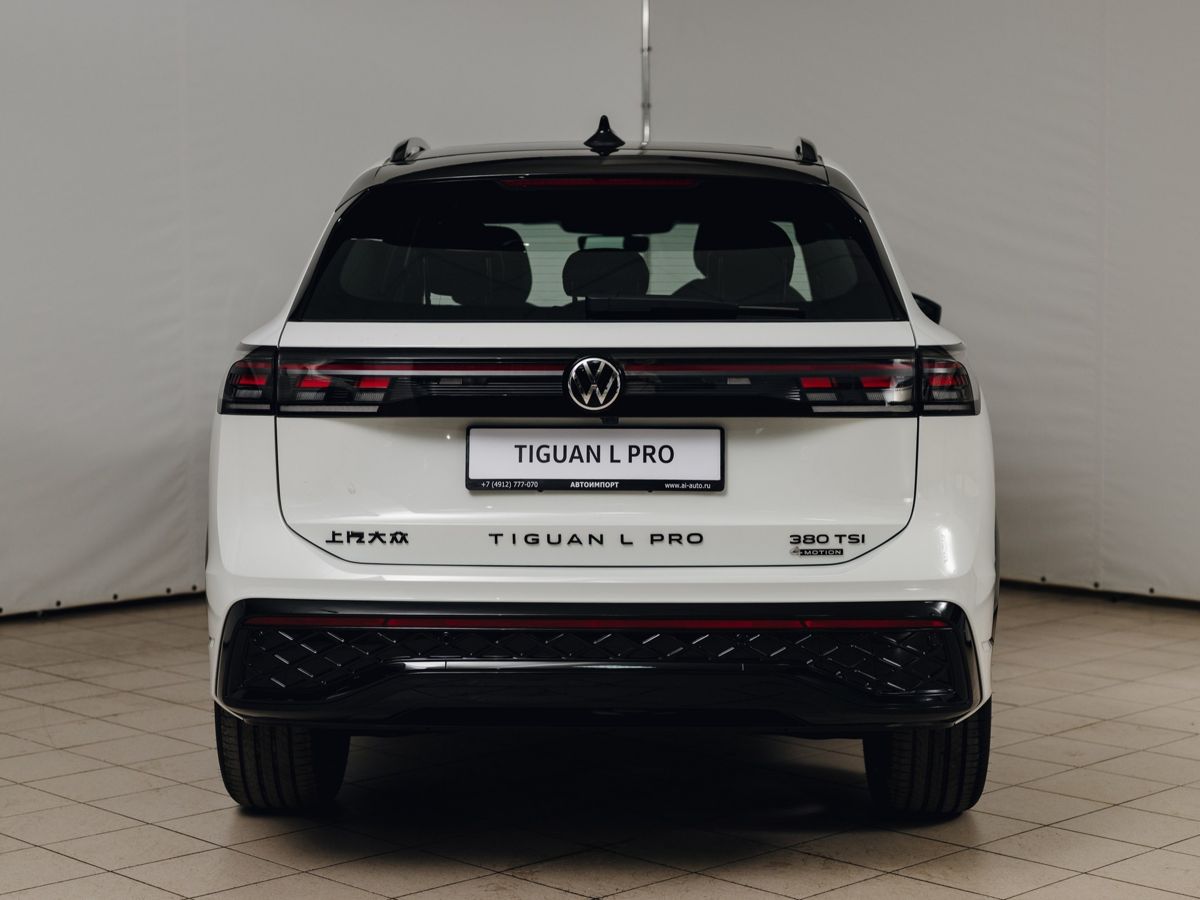 Volkswagen Tiguan - фото 5